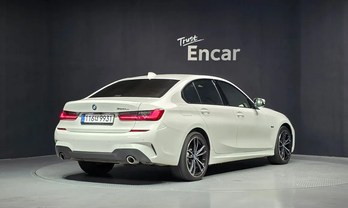 BMW 3-Series 2022 из KR, фото 6
