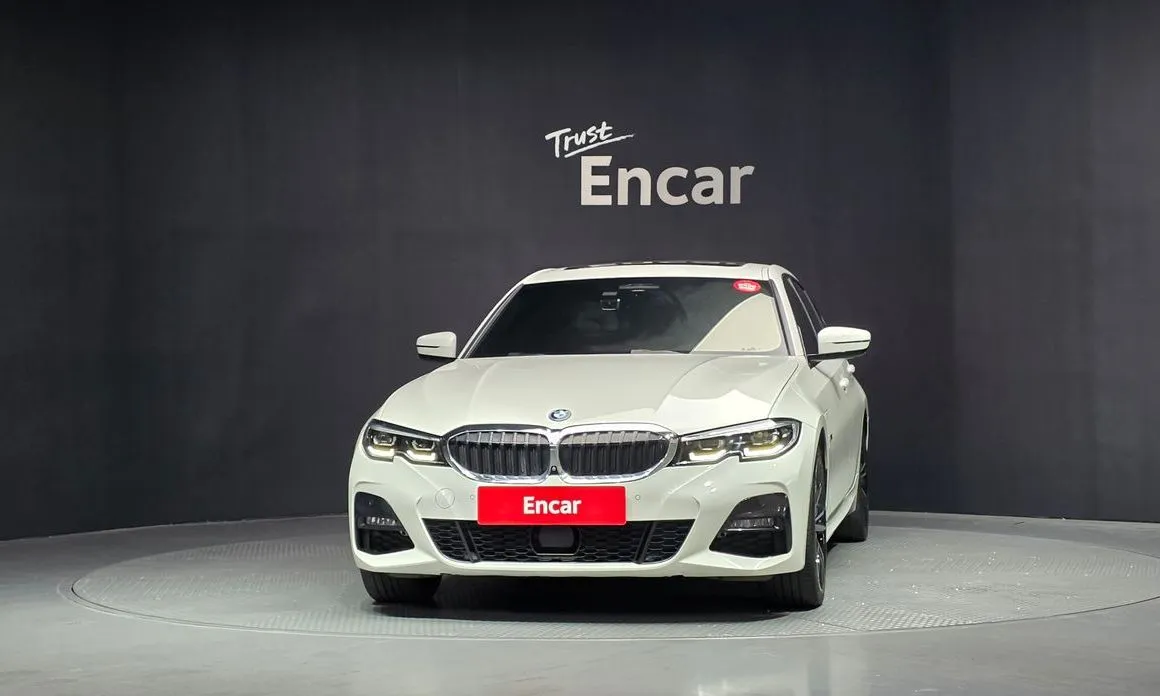 BMW 3-Series 2022 из KR, фото 8