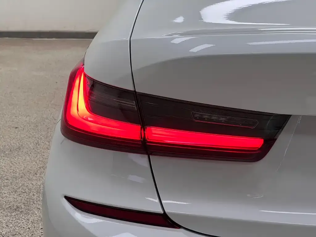 BMW 3 Series — фото 2