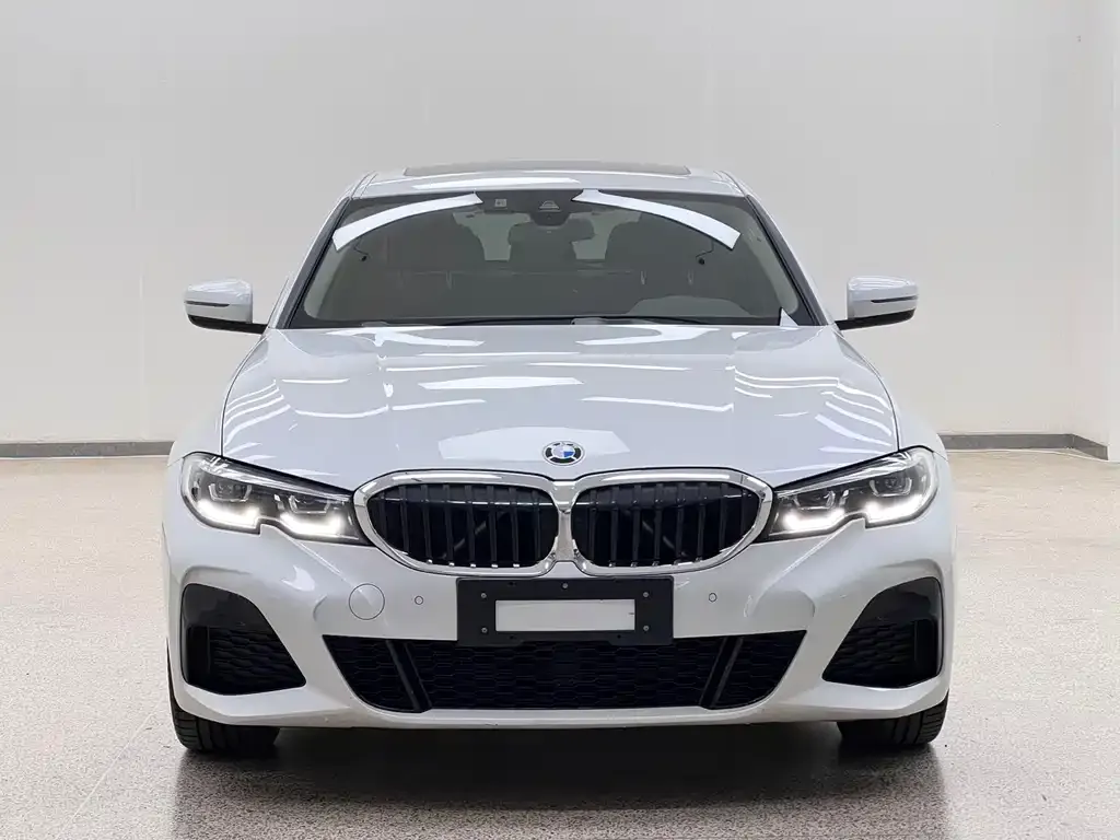 BMW 3 Series — фото 4