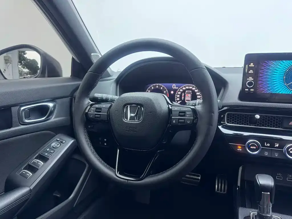 Honda Civic — фото 8