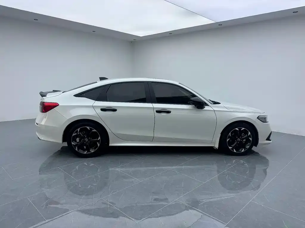 Honda Civic — фото 5