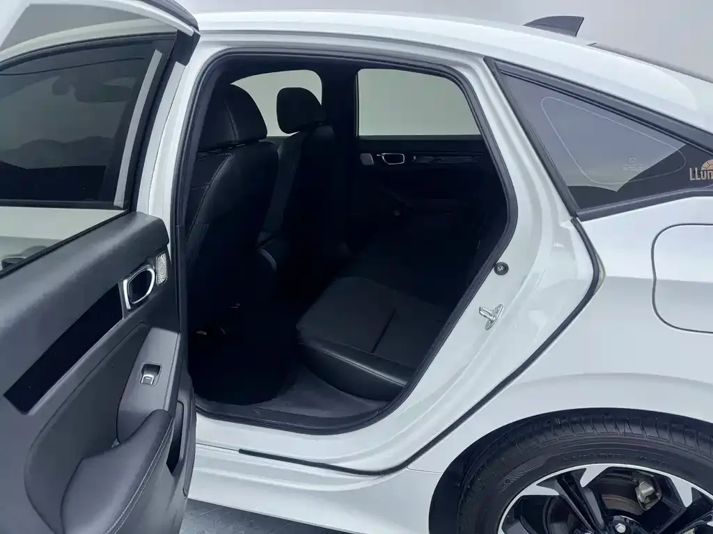 Honda Civic — фото 6