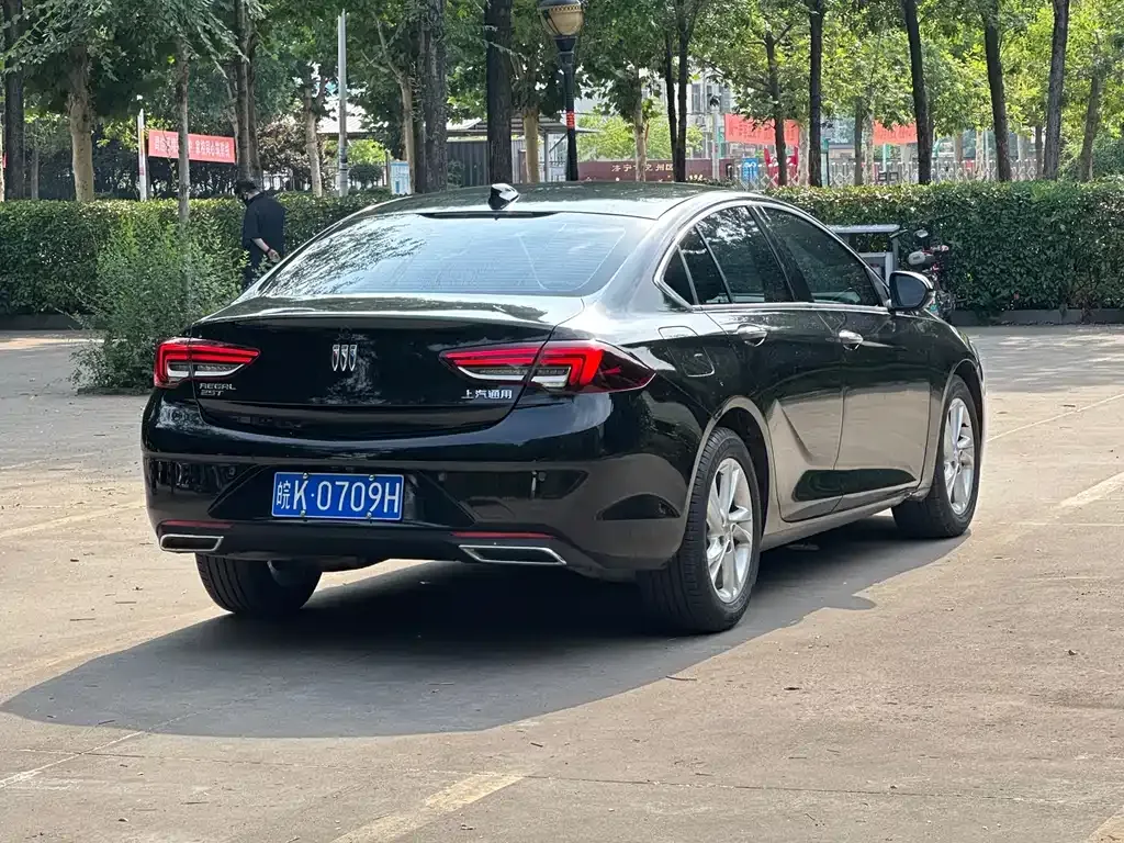 Buick Regal — фото 6