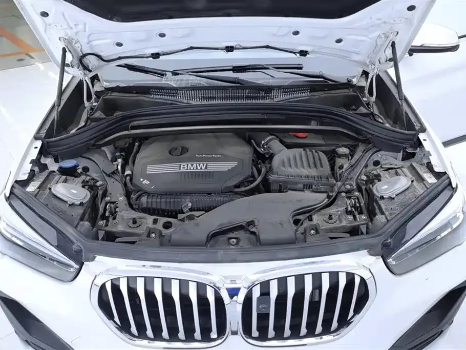 BMW X1 — фото 10