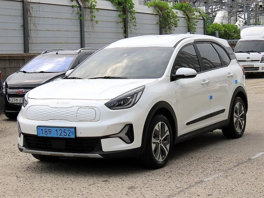 Kia Niro — фото 8