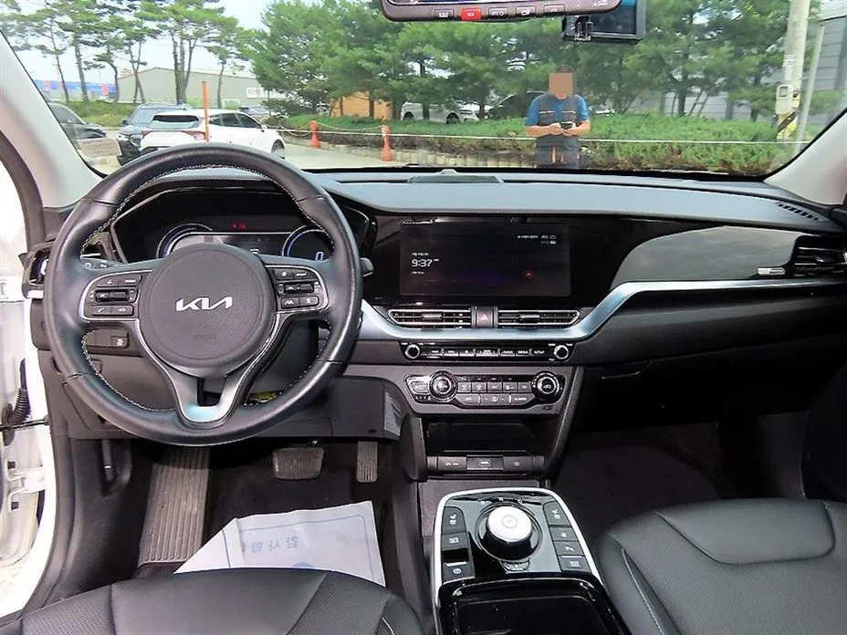 Kia Niro — фото 2