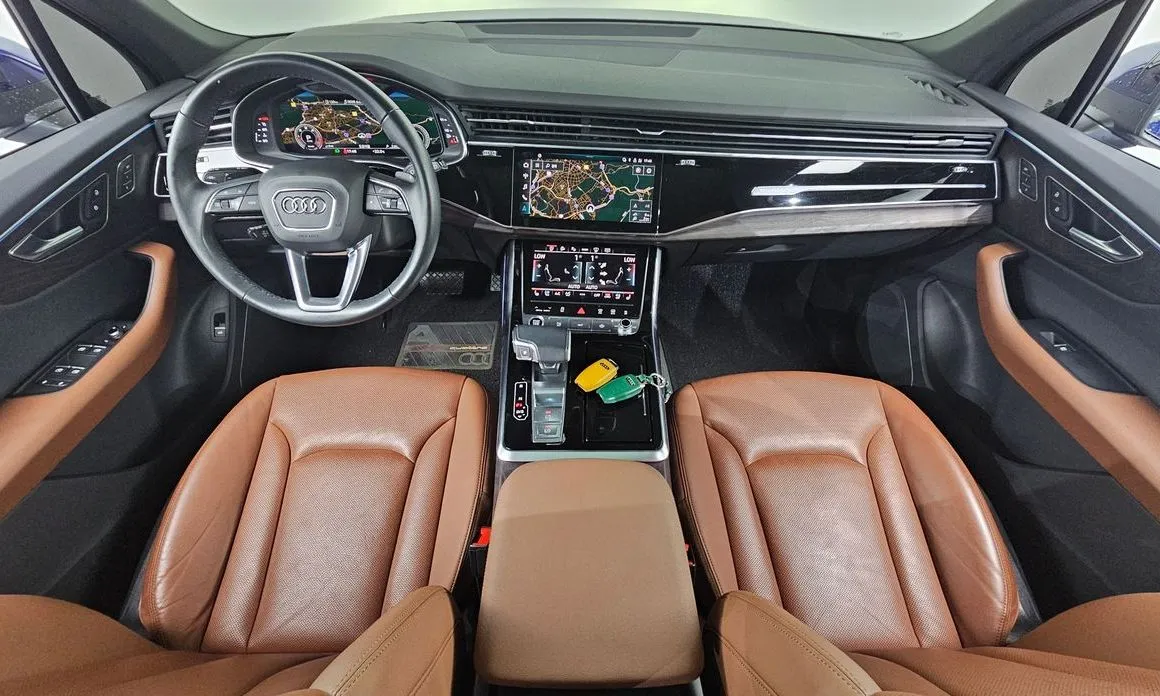 Audi Q7 2021 из KR, фото 7