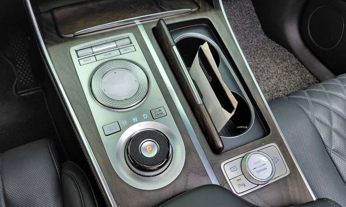 Genesis GV80 — фото 10
