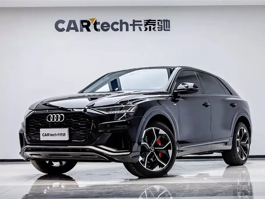 Audi Q8 — фото 7