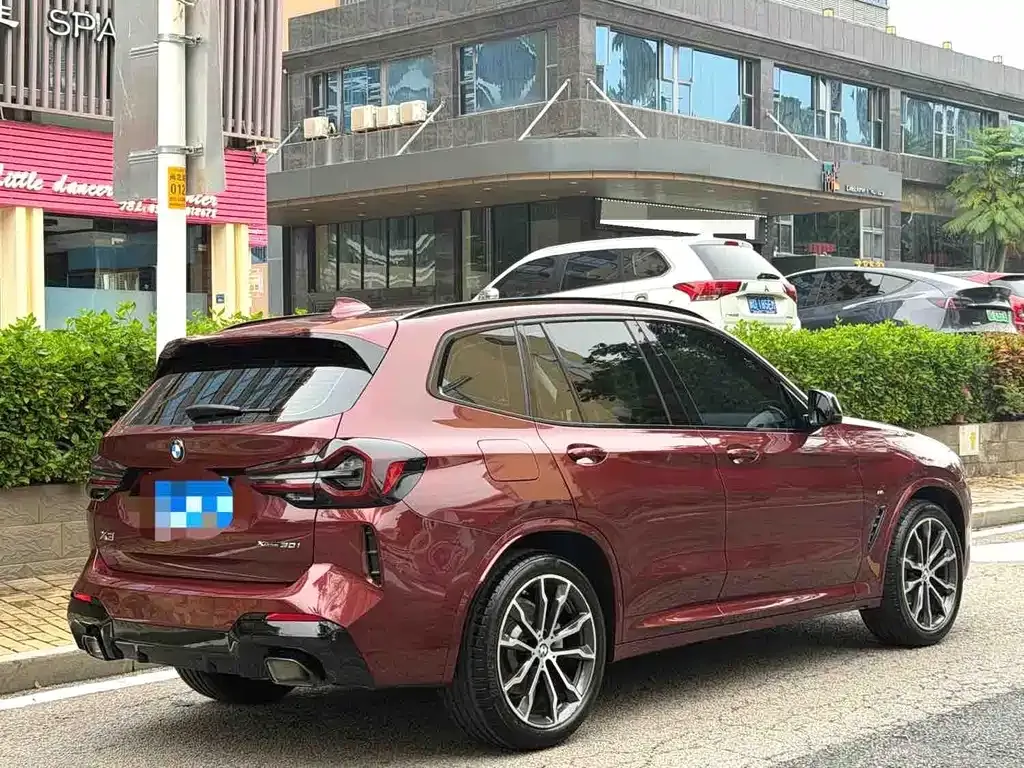 BMW X3 — фото 10