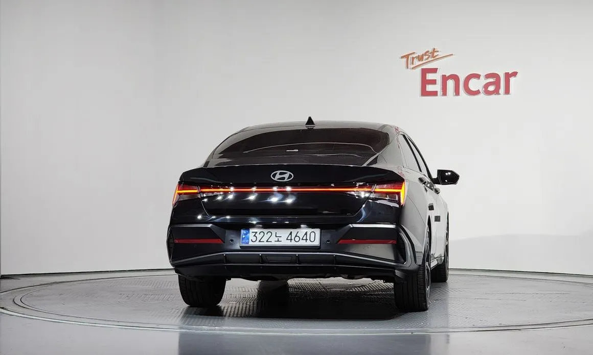 Hyundai AVANTE — фото 3