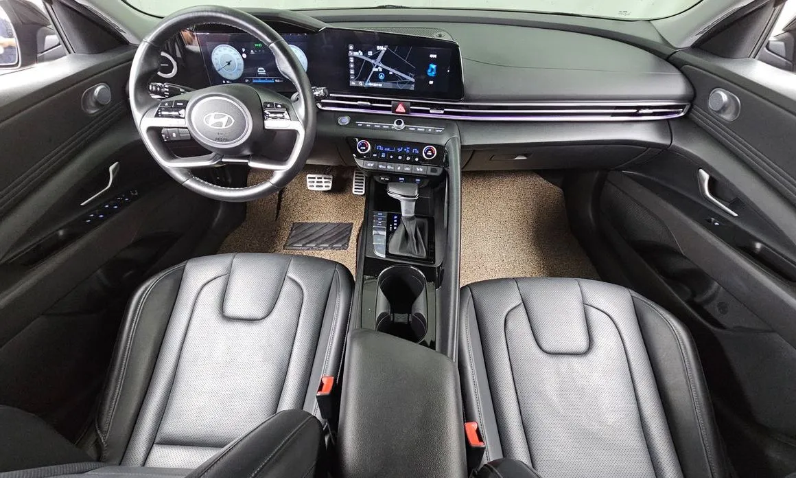 Hyundai AVANTE — фото 8