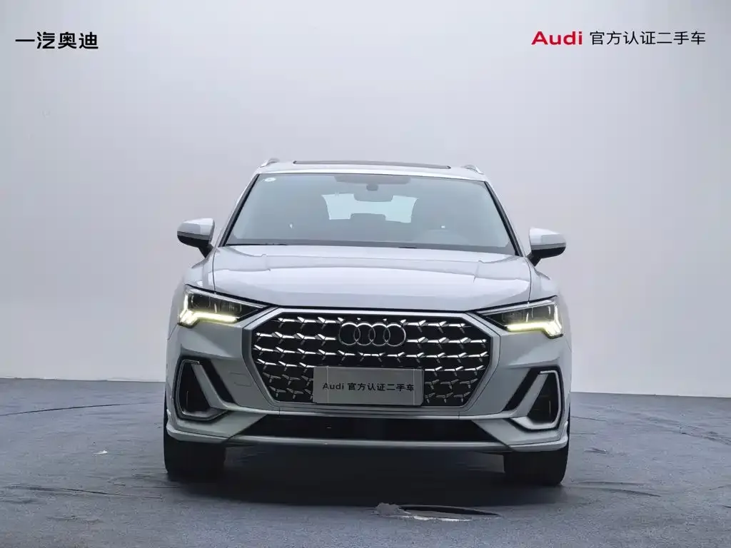 Audi Q3 — фото 9