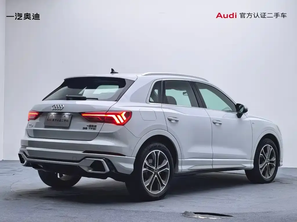 Audi Q3 — фото 3
