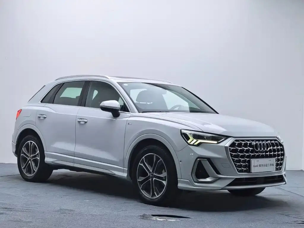 Audi Q3 — фото 5