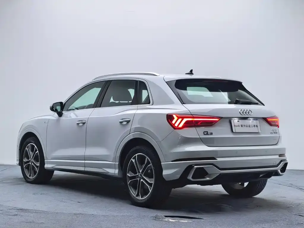 Audi Q3 — фото 6