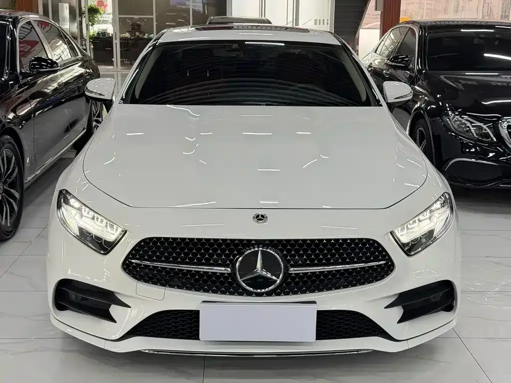 Mercedes-Benz CLS — фото 7