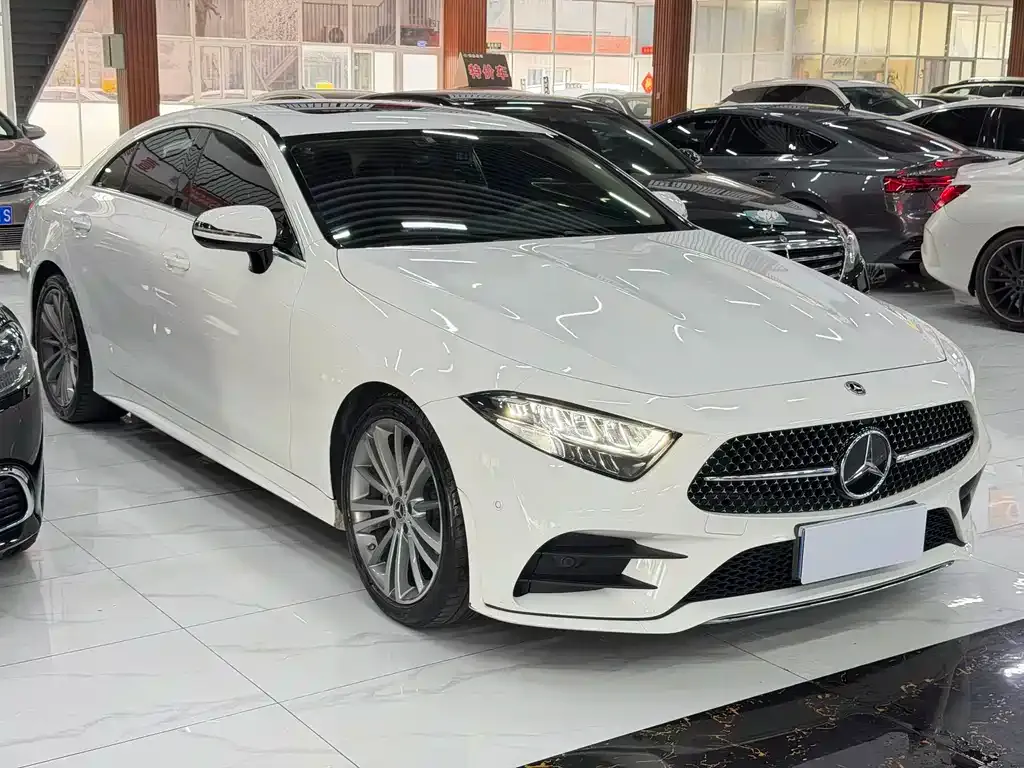 Mercedes-Benz CLS — фото 6