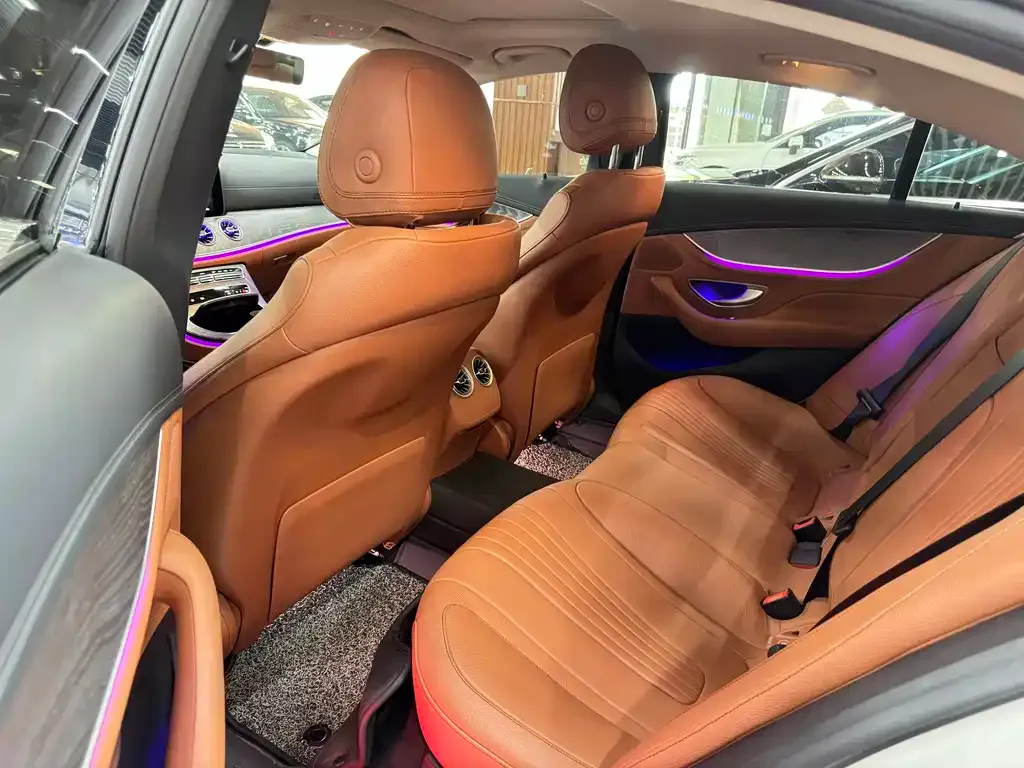 Mercedes-Benz CLS — фото 2