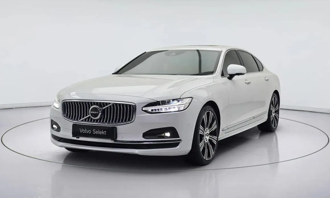Volvo S90 — фото 1