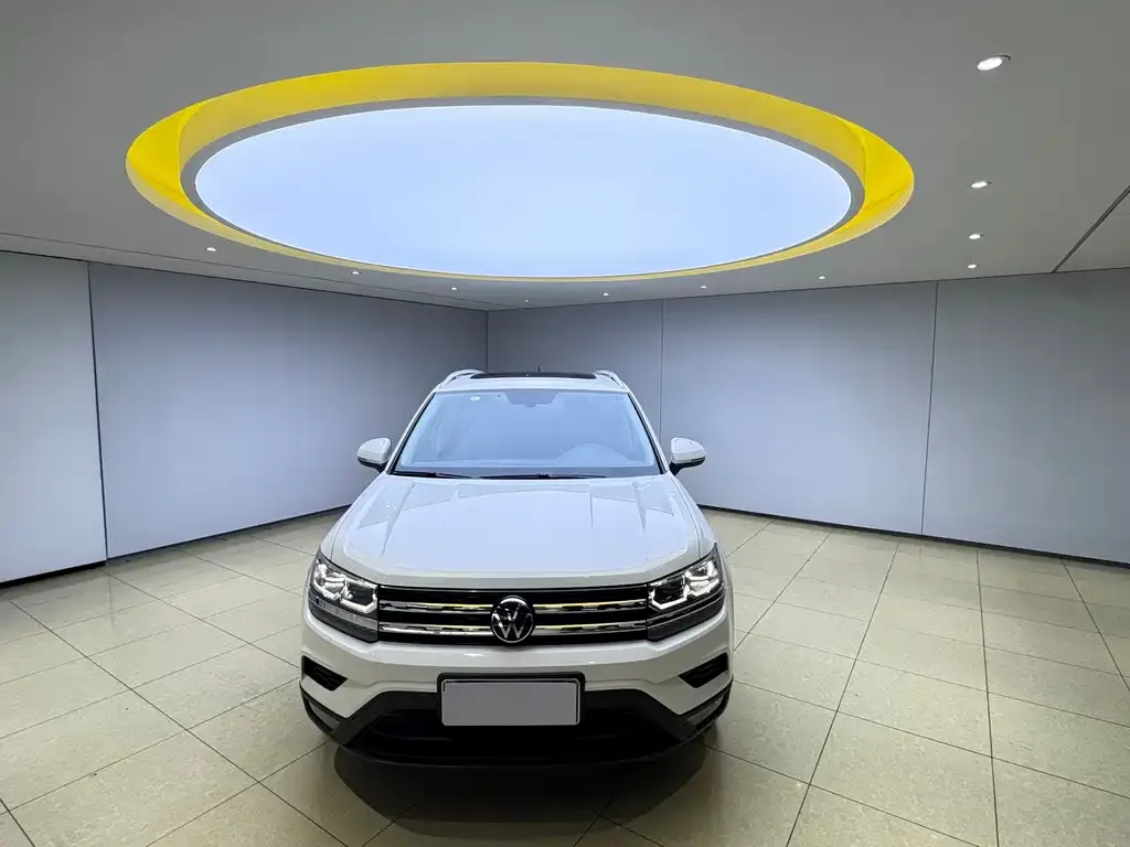 Volkswagen Tharu — фото 4