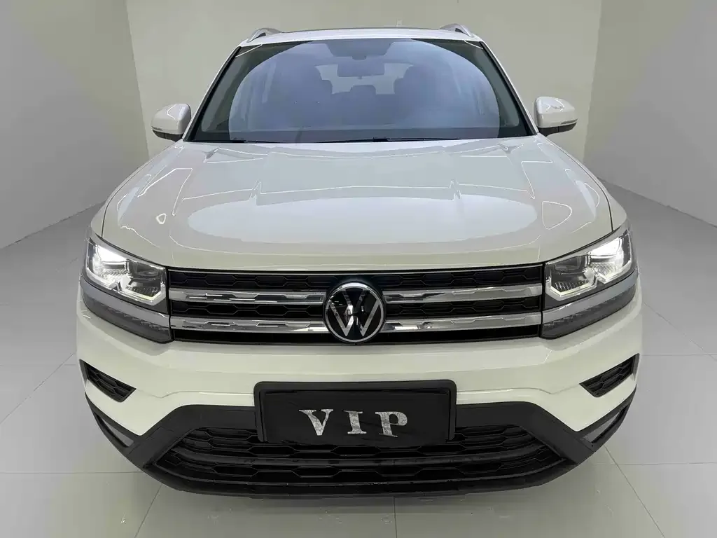 Volkswagen Tharu — фото 2