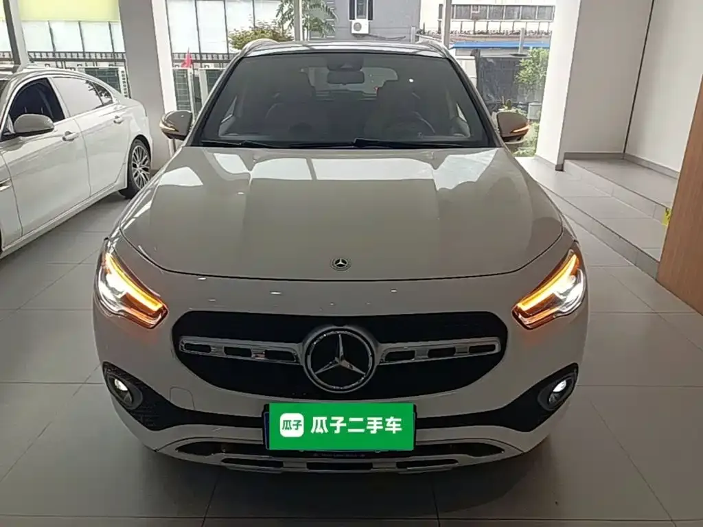 Mercedes-Benz GLA — фото 10