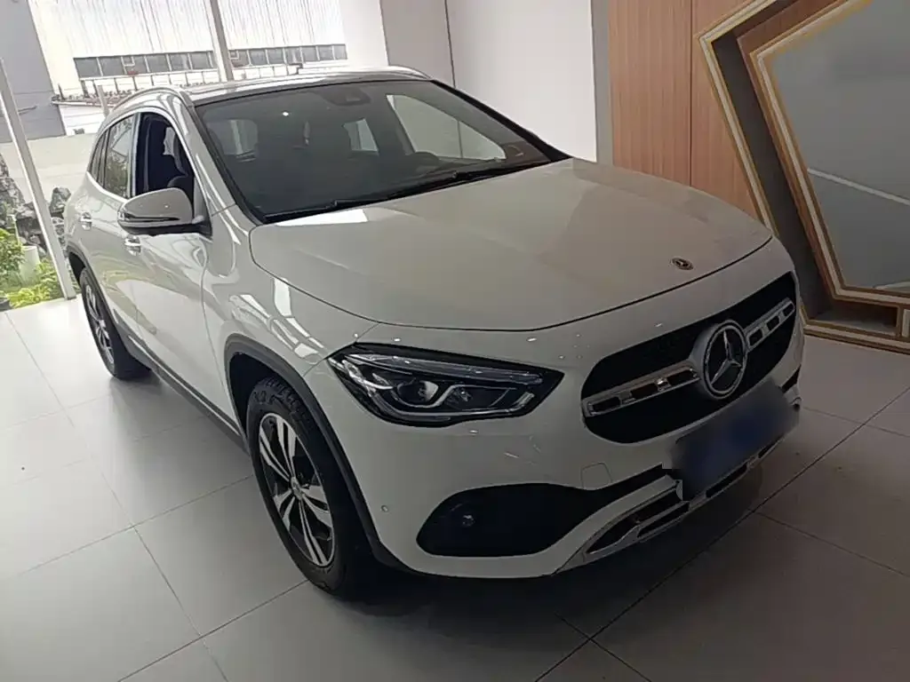 Mercedes-Benz GLA — фото 5