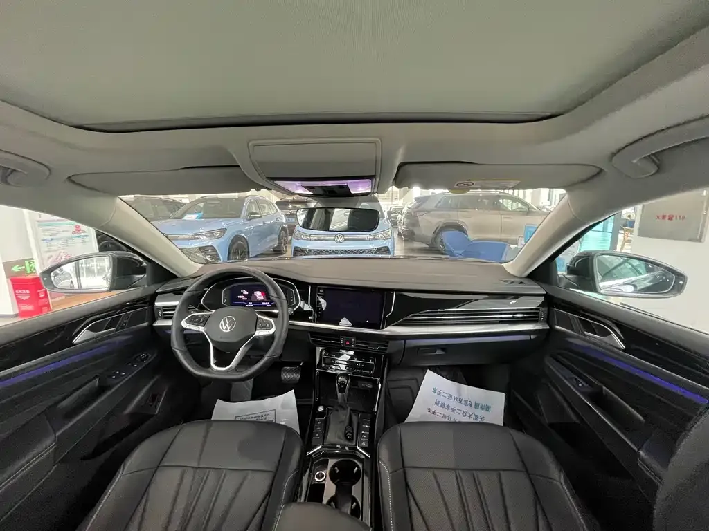 Volkswagen Passat — фото 8