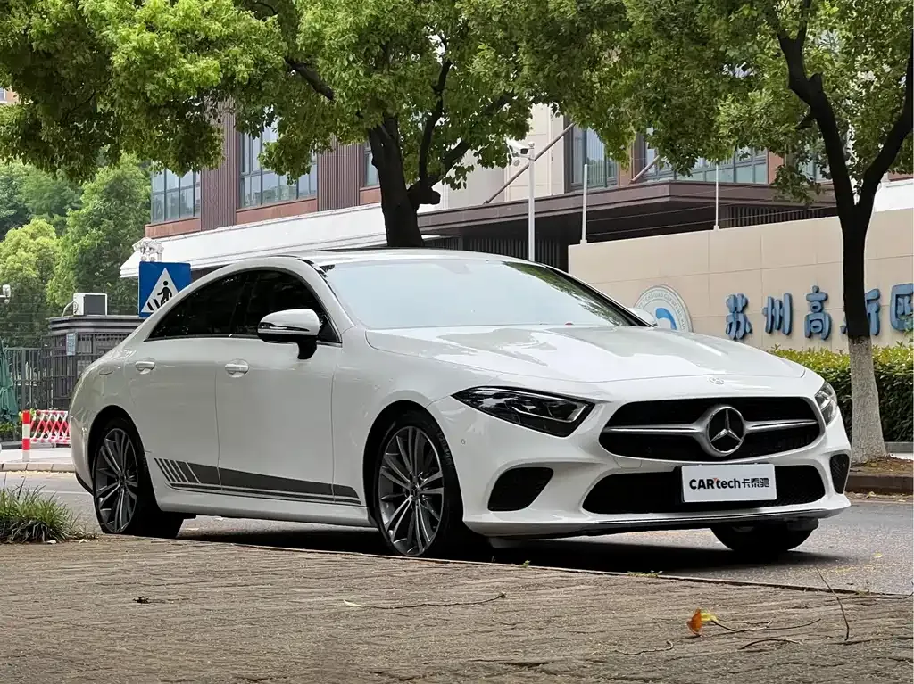 Mercedes-Benz CLS — фото 8