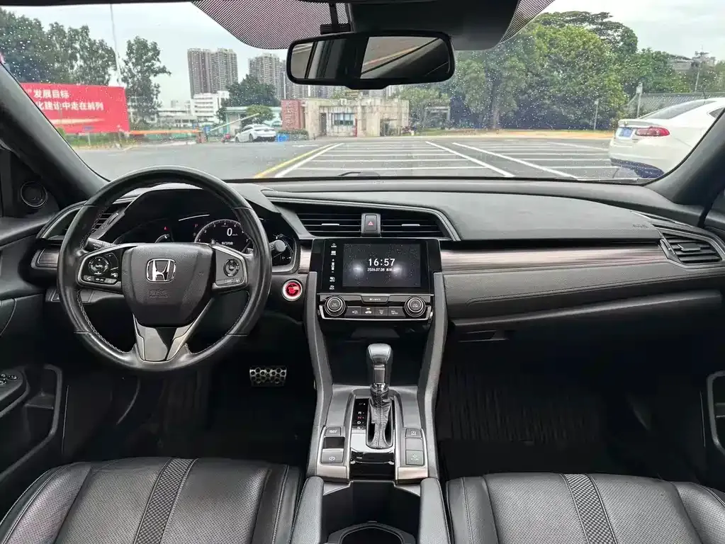 Honda Civic — фото 4