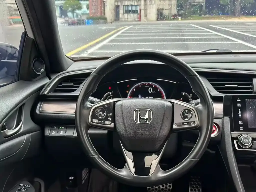 Honda Civic — фото 8