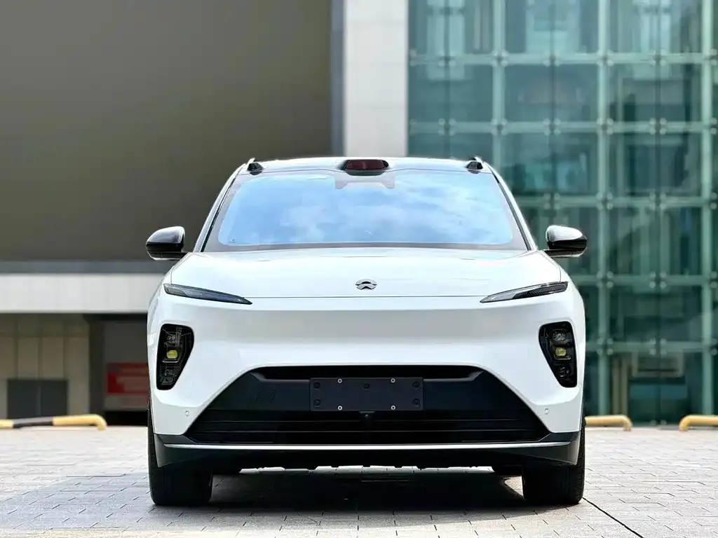 NIO ES8 — фото 3