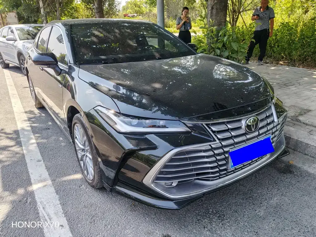 Toyota Avalon — фото 9
