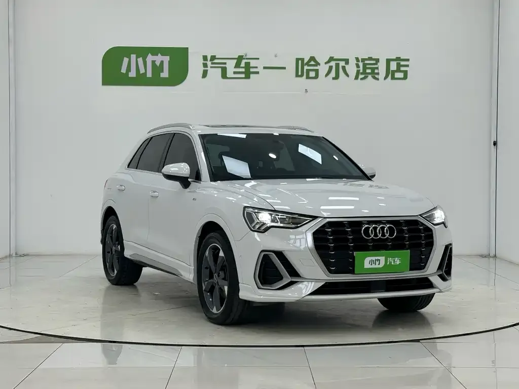 Audi Q3 — фото 4
