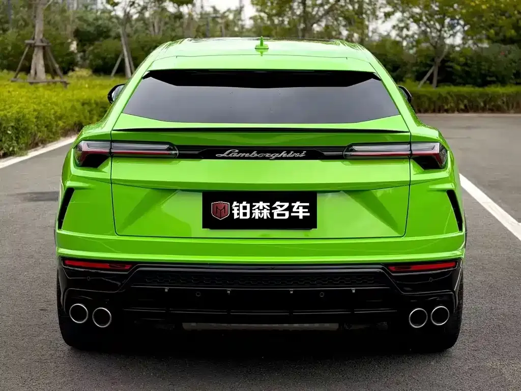 Lamborghini Urus — фото 6