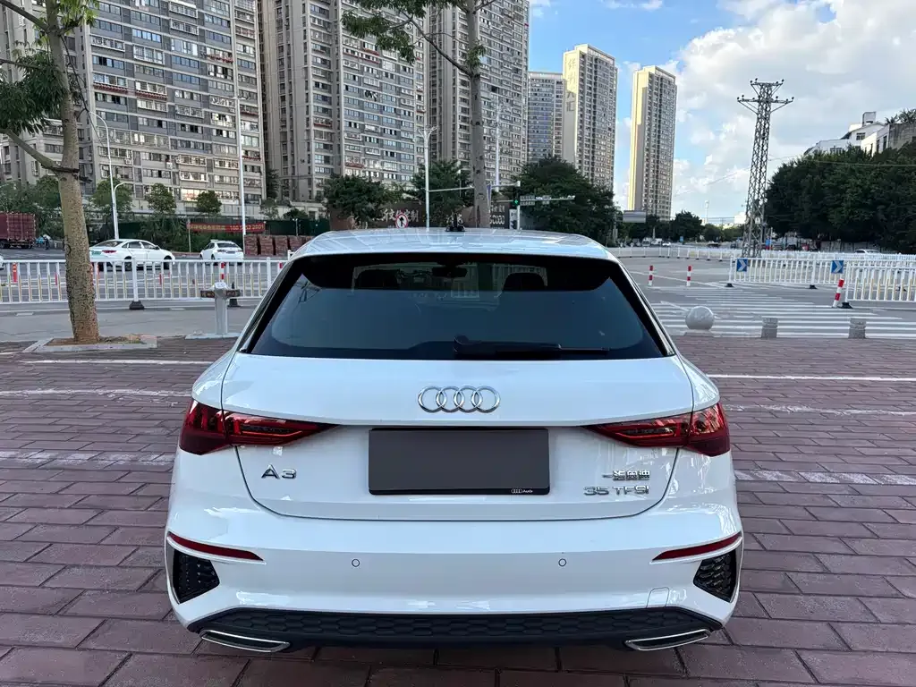 Audi A3 — фото 2
