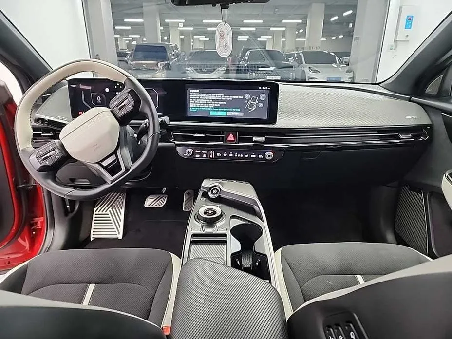 Kia EV6 — фото 10