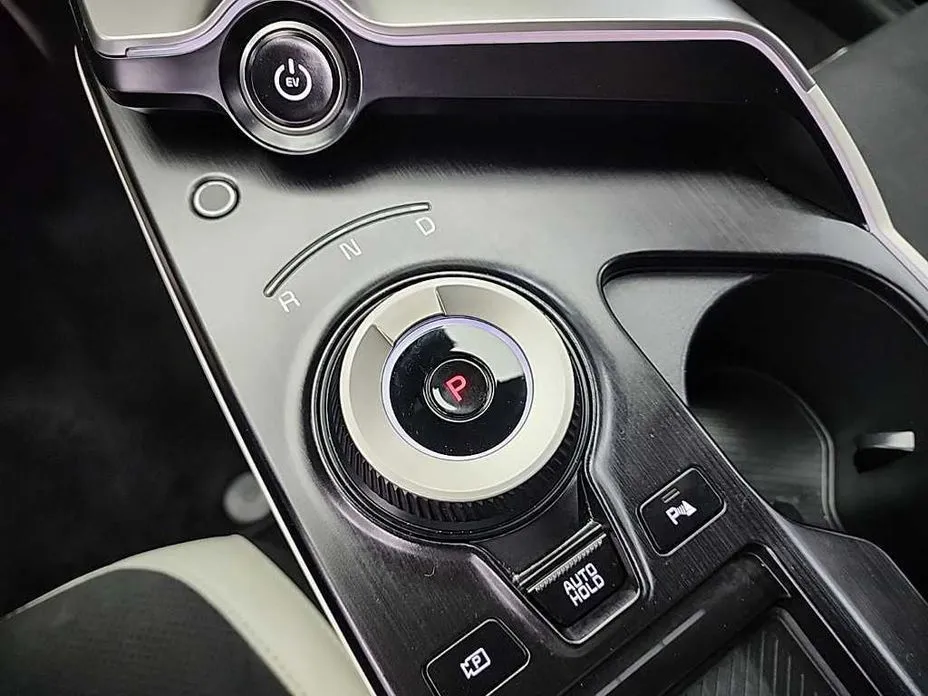 Kia EV6 — фото 4