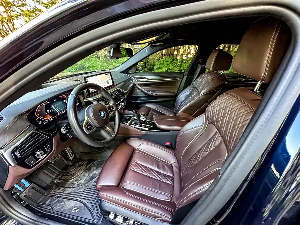 BMW 5 Series (Import) — фото 2