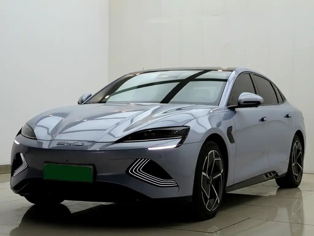 BYD Seal — фото 1
