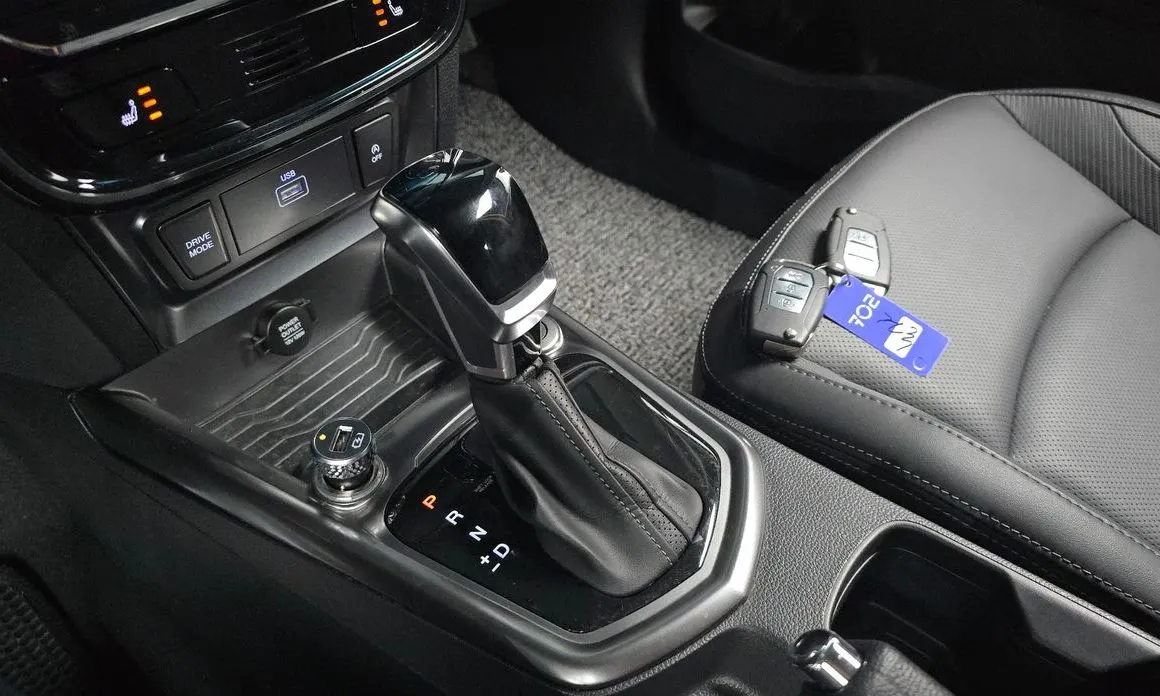 KG Mobility (Ssangyong) TIBOLI 2023 из KR, фото 5
