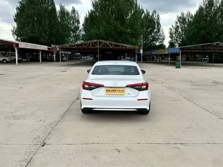 Honda Civic — фото 7