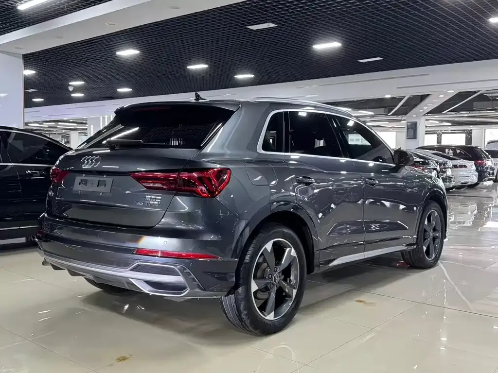 Audi Q3 — фото 2