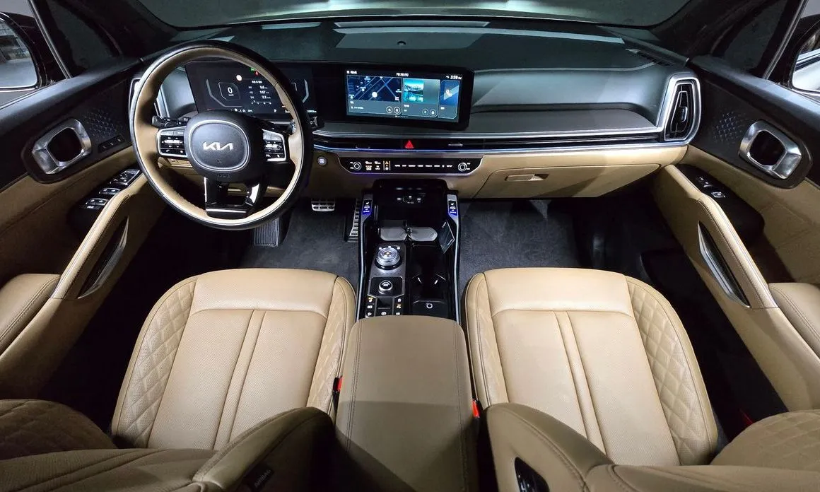 Kia Sorento — фото 10