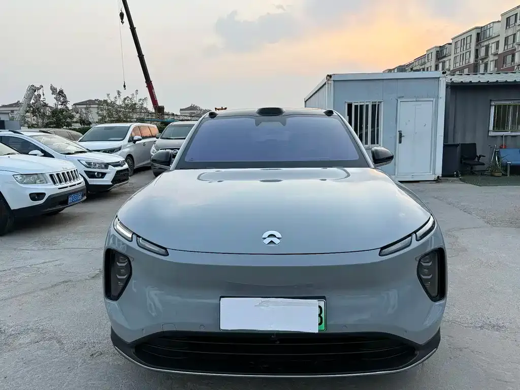 NIO EC6 — фото 10