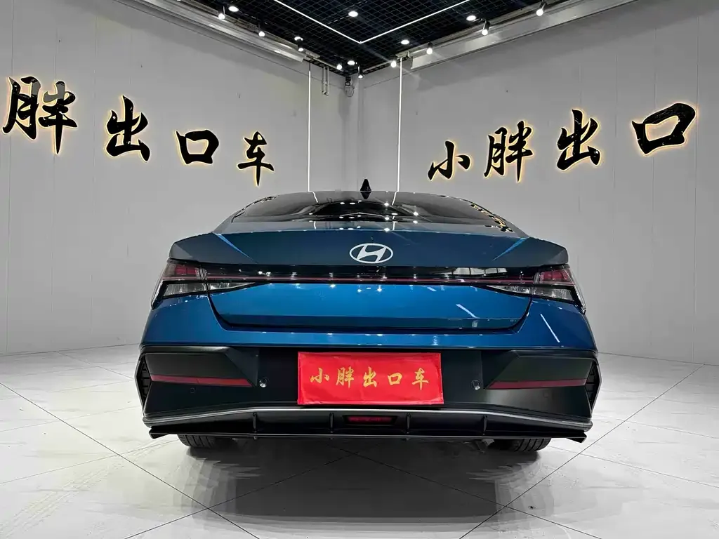 Hyundai Elantra — фото 9
