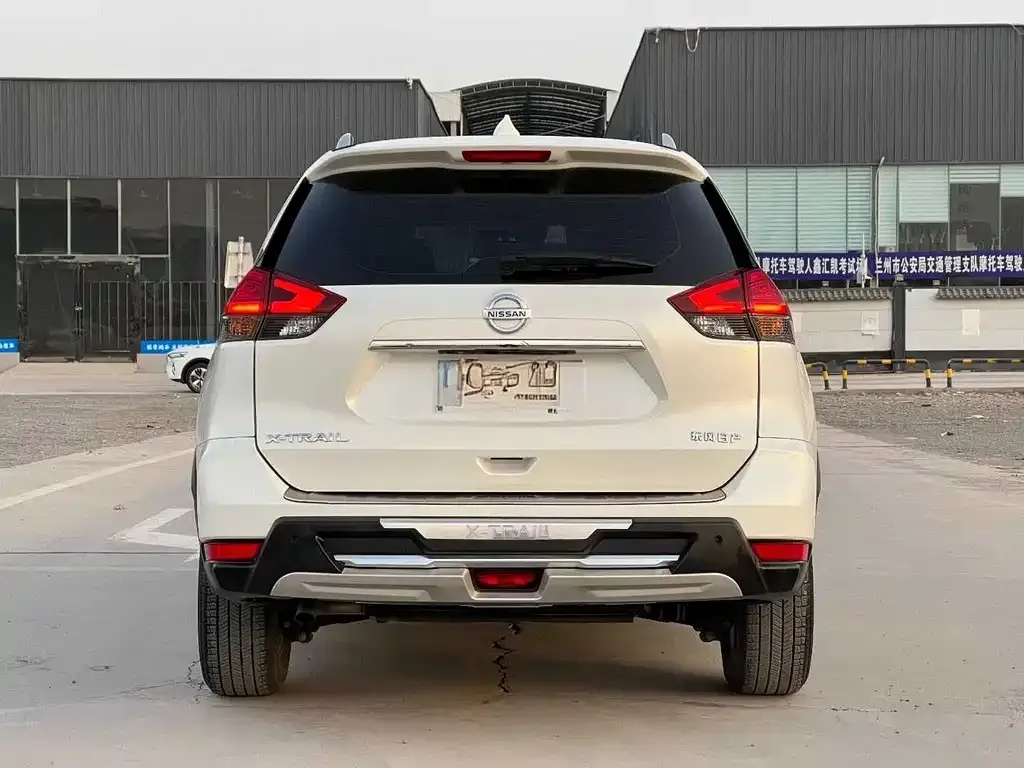 Nissan X-Trail 2024 из CN, фото 4