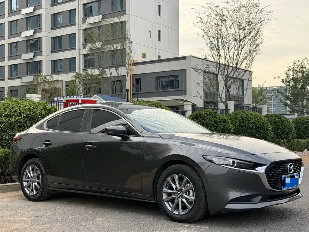 Mazda 3 Axela 2022 из CN, фото 4